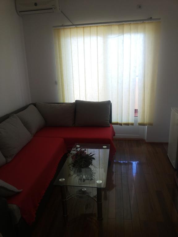 Apartments And Studios Anicic Utjeha Kültér fotó